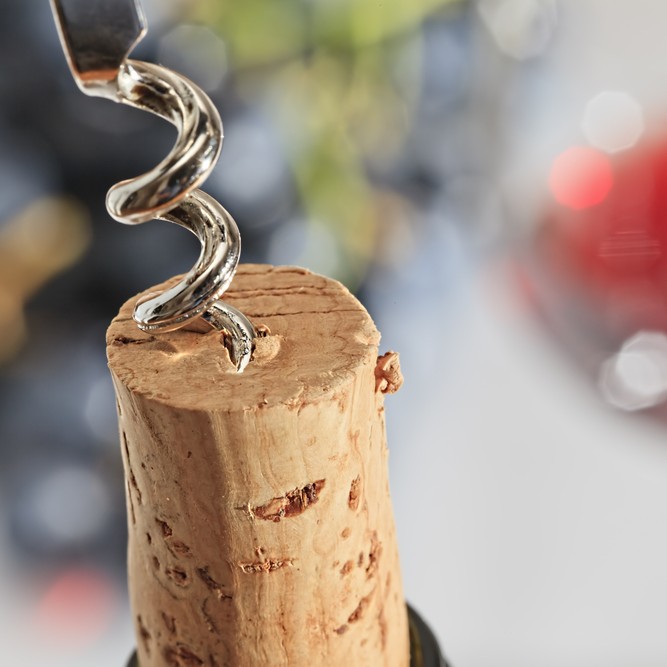 シャンパンは通称"泡"ーーワイン上級者だけが知っている「7つの豆知識」