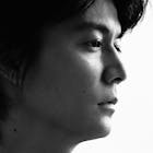 福山雅治　目
