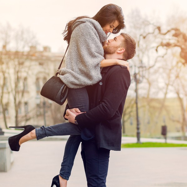 難関の“年上女性”の落とし方。女上司にも使えるアプローチ方法を紹介！