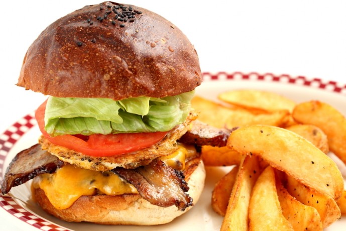 ハンバーガー　マンチズ