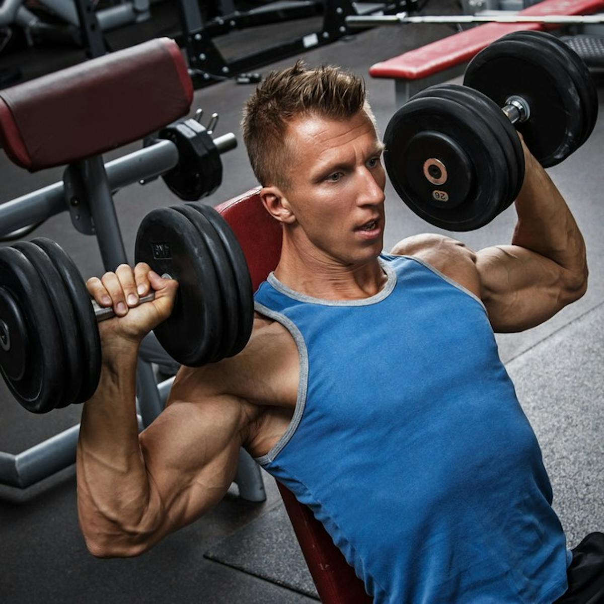 ダンベルトレーニングの決定版 正しい使い方から効果的な筋トレメニューまで解説 Smartlogボディメイク ダンベルトレーニングの決定版 正しい使い方から効果的な筋トレメニューまで解説 Smartlogボディメイク