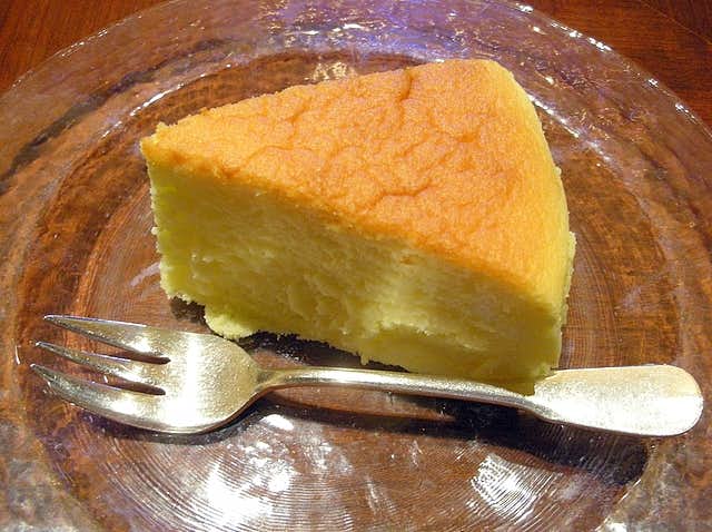 銀座チーズケーキ　ラヴィオラ