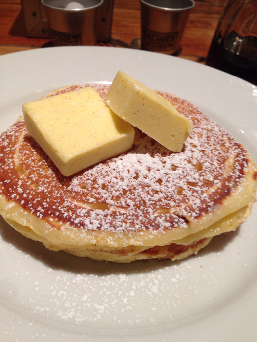 ラシーヌ　池袋　パンケーキ