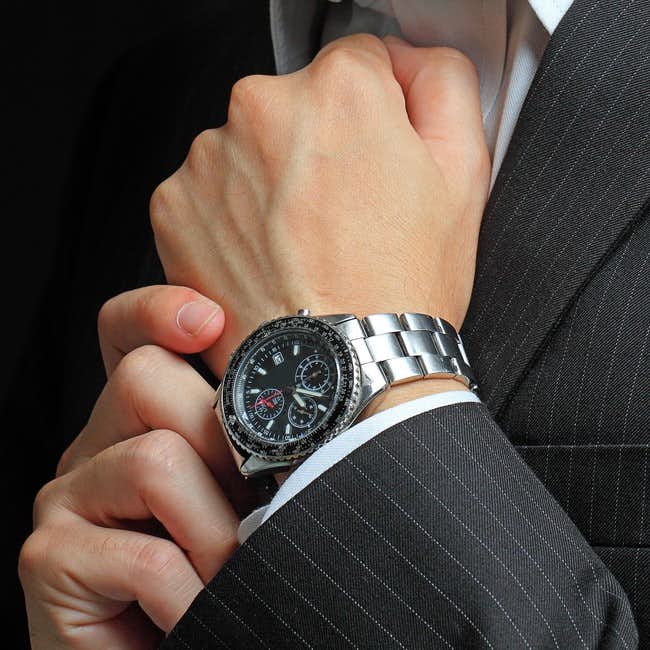 ビジネスマンおすすめ高級腕時計ブランド12選 代30代社会人男性に人気のモデルとは Smartlog
