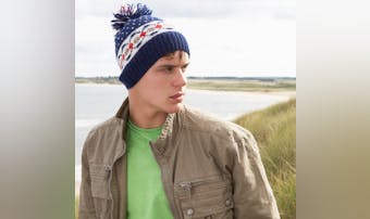 メンズ ニット帽の人気おすすめ16選 こなれ感が出る かぶり方 をレクチャー Smartlog メンズ ニット帽の人気おすすめ16選 こなれ感が出る かぶり方 をレクチャー Smartlog