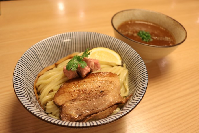 ラム豚骨つけめん