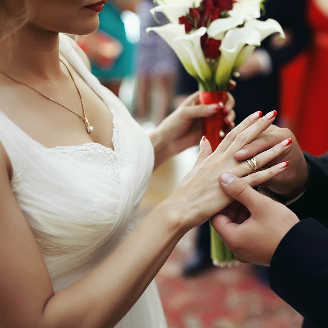 彼女へのクリスマスプレゼントは2万円以下のネックレスで決まり