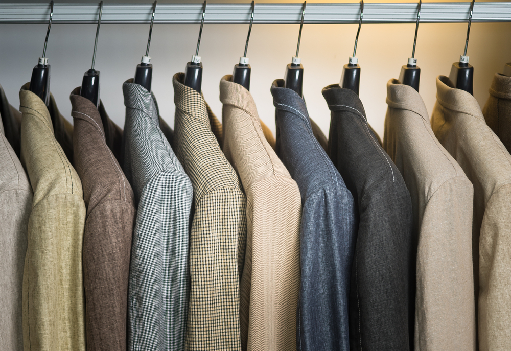 春はバルカラーコートでおしゃれに仕...