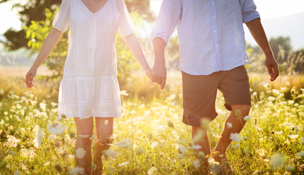 女子にモテる仕草5つ。女の子がドキ...