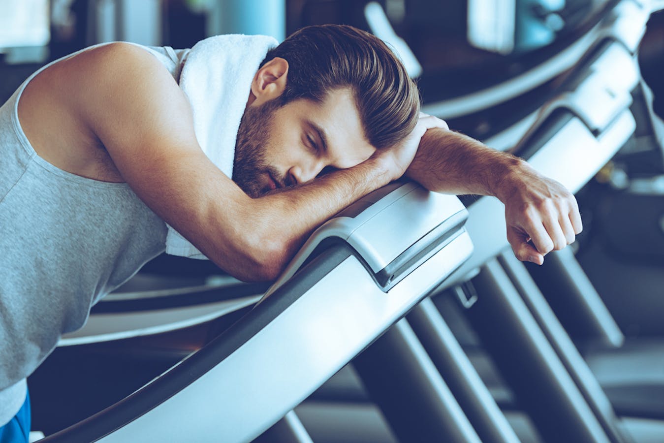 片思いに疲れた男性の 好きな人を諦める方法7選 Smartlog
