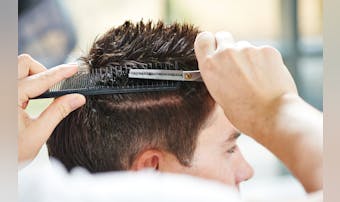 くせ毛の男に似合う髪型22選 個性を活かすメンズヘアカタログ決定版 Smartlog Part 2 くせ毛の男に似合う髪型22選 個性を活かすメンズヘアカタログ決定版 Smartlog Part 2