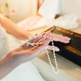 ホワイトデーに贈る10000円以下のネックレス