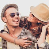 女性の前で威張らない男性はモテる
