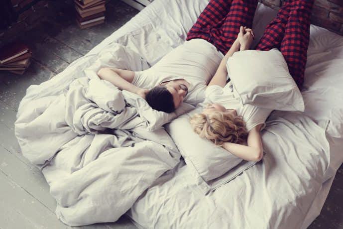 お家デートはいつでも寝れるパジャマが最適