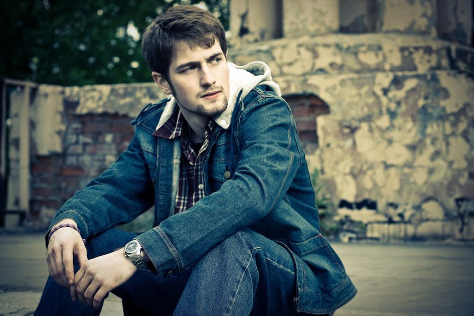 肌寒い秋冬も着回せる デニムジャケットのおしゃれな着こなしコーデ術8選 Smartlog 肌寒い秋冬も着回せる デニムジャケットのおしゃれな着こなしコーデ術8選 Smartlog