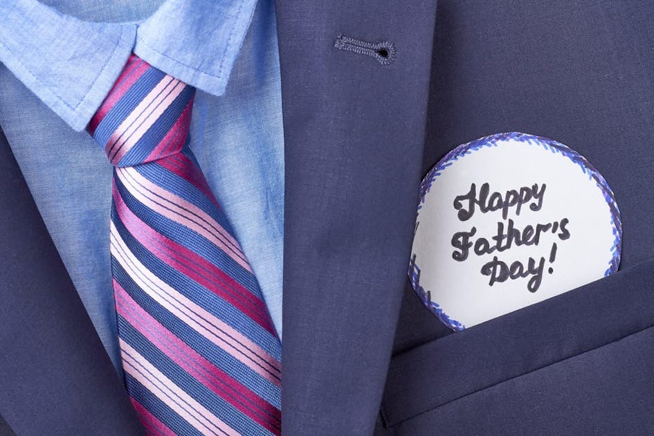 父の日に至高のネクタイをプレゼント おすすめブランド14選 Smartlog 父の日に至高のネクタイをプレゼント おすすめブランド14選 Smartlog
