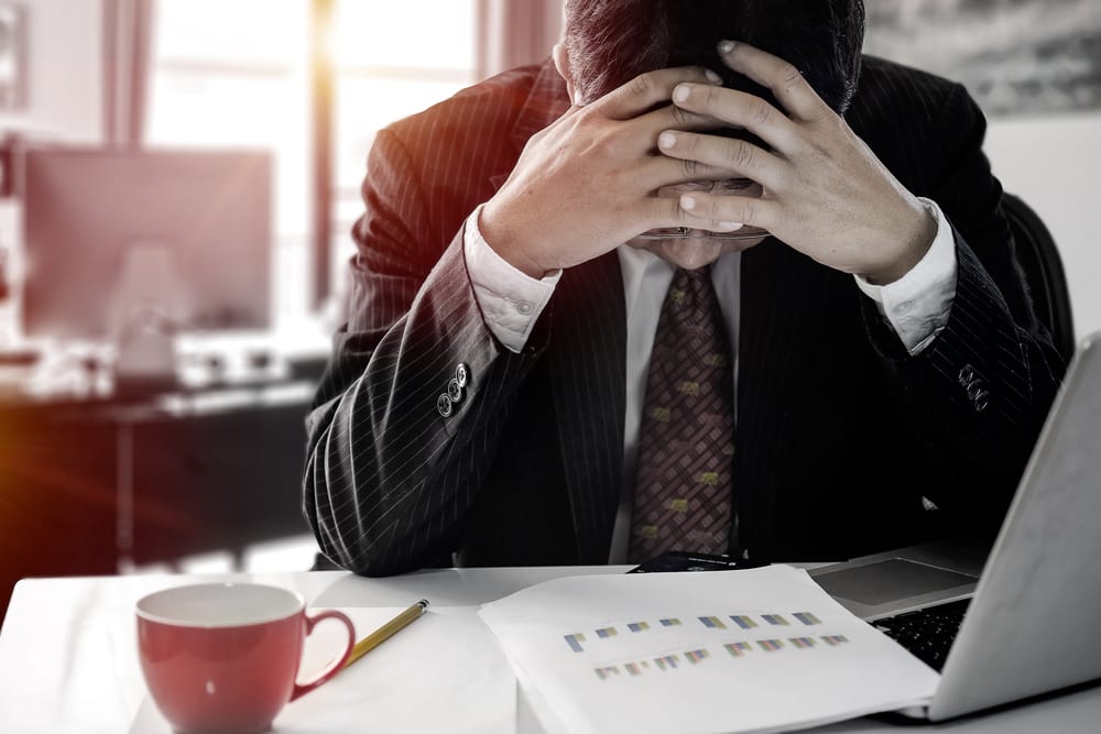 人から信用されにくい。言動や行動がすぐにブレる人の特徴とは？