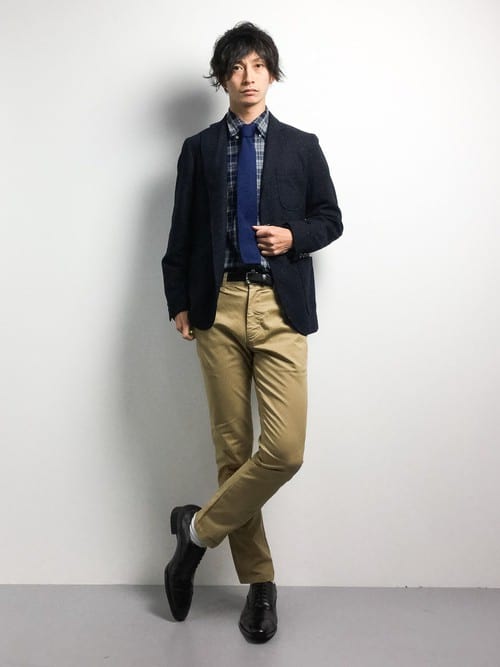 メンズファッションの必需品 チノパン のおしゃれな着こなしコーデ特集 Smartlog