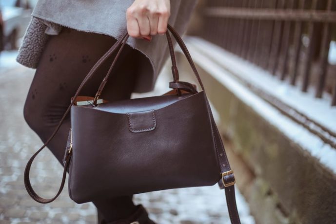 両親への誕生日プレゼントはお母さんにバッグ