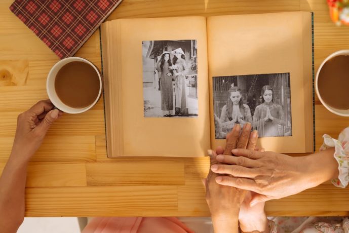 結婚祝いのプレゼントに贈るフォトアルバム